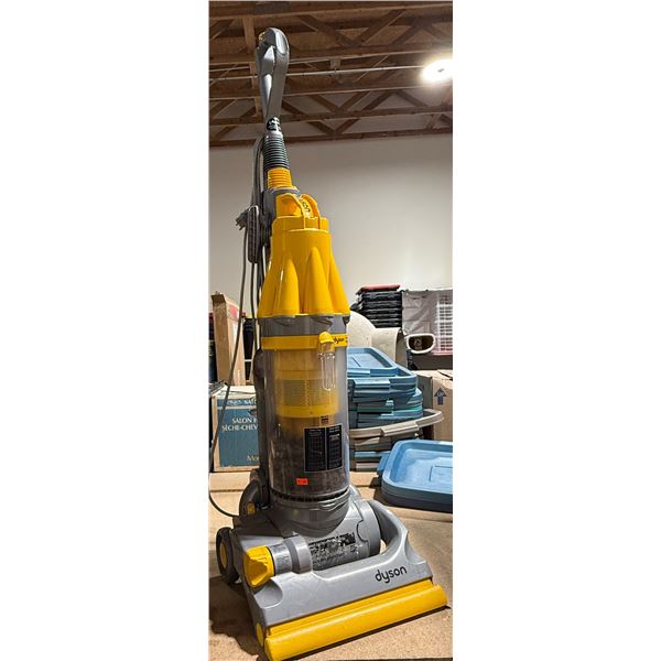 Dyson DC07 Cyclonic Upright Vacuum