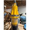 Image 3 : Dyson DC07 Cyclonic Upright Vacuum