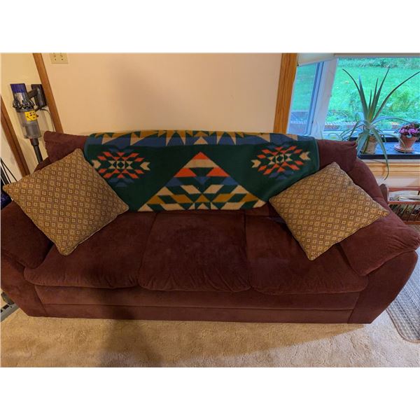 Three-Seat Burgundy Microfiber Sofa with Blanket