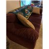 Image 3 : Three-Seat Burgundy Microfiber Sofa with Blanket