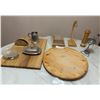 Image 1 : Kitchenware Lot with Bolivia Mug and German Steak Knives