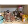 Image 2 : Anchor Ovenware and Assorted Kitchenware Lot