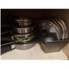 Image 2 : Stainless Steel and Enamel Cookware