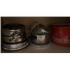 Image 4 : Stainless Steel and Enamel Cookware