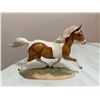 Image 2 : Franklin Mint Misty and Black Beauty Porcelain Figurines