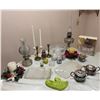 Image 1 : Lot: Oil Lamps, Candleholders, Silver Plate Pieces, Glassware