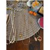 Image 7 : Fashion Jewellery Lot with Necklaces, Earrings, and Bracelets