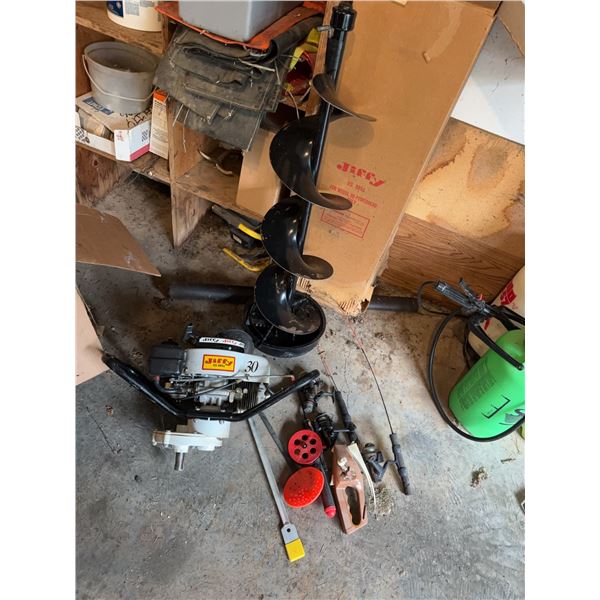 Jiffy Model 30 Ice Fishing Lot With Auger