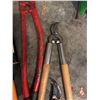 Image 2 : Garden Hand Tools and Loppers
