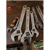 Image 4 : Adjustable Wrenches Various Sizes
