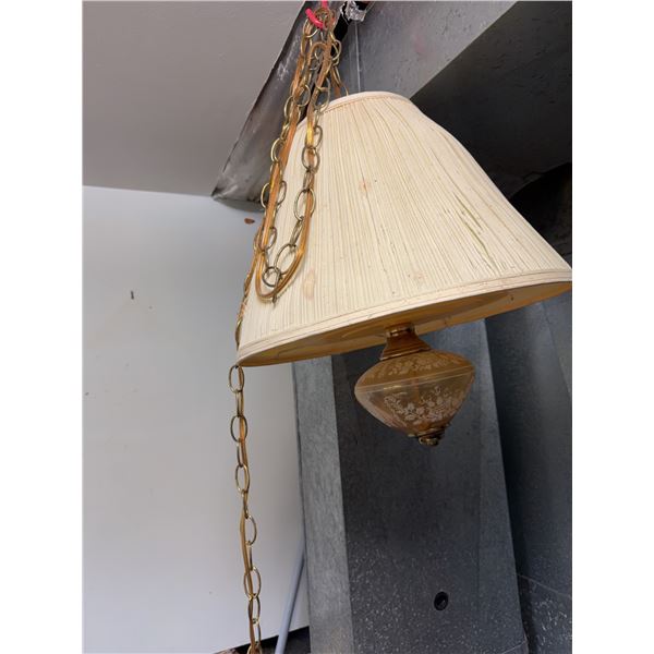 Hanging Pendant Lamp With Glass Detail