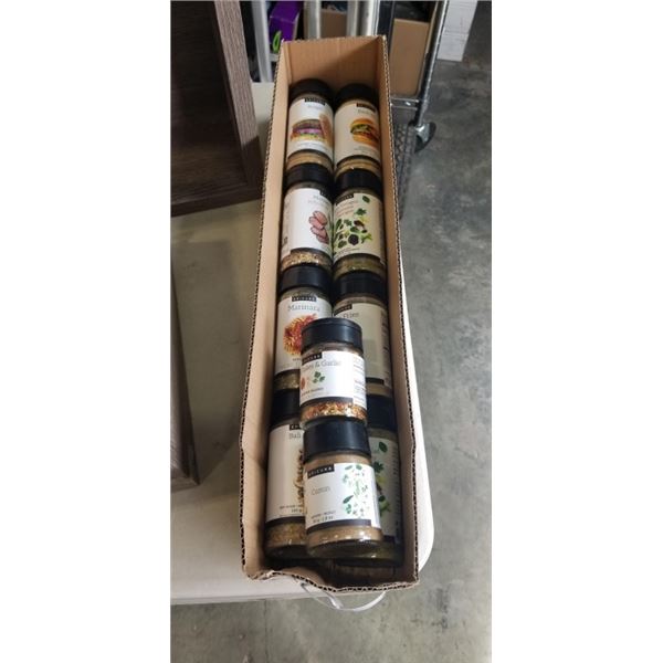 TRAY OF 10 NEW ASSORTED EPICURE SPICES AND SEASONINGS