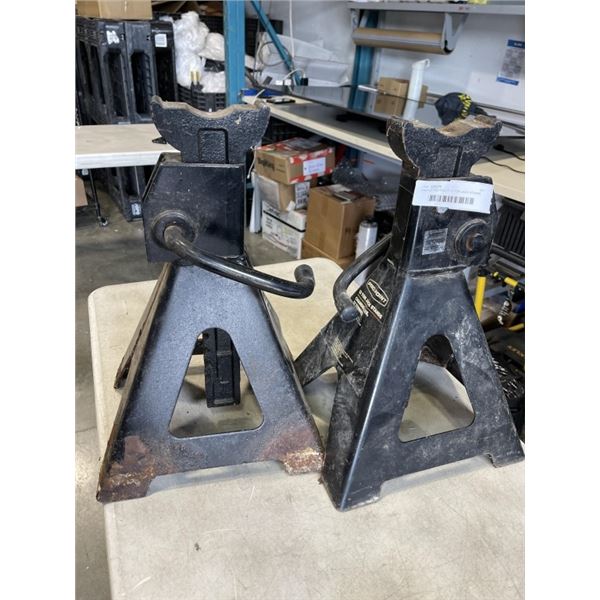 PAIR OF PRO POINT 12 TON JACK STANDS