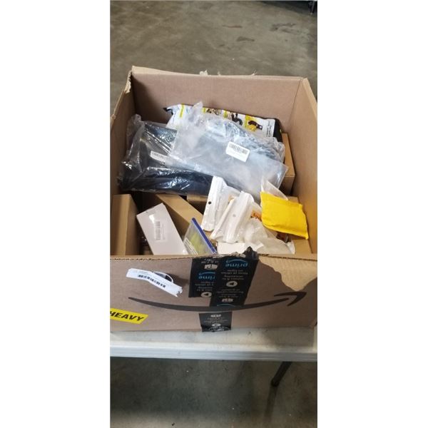 BOX OF HARDWARE ITEMS INCLUDING 4 WEICHUAN WOODEN FURNITURE LEGS & MOUNTING HARDWARE, WRAP-IT STORAG