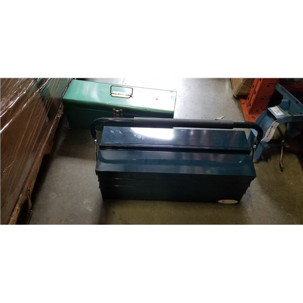 AS NEW GREEN METAL FOLD OUT TOOL BOX AND SMALL GREEN TOOLBOX
