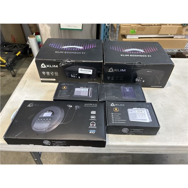 2 KLIM BOOMBOX MODEL E1, KLIM NOMAD HIGH-FIDELITY SOUND REPRODUCTION AND 3 KLIM CASETTE PLAYERS. MOD