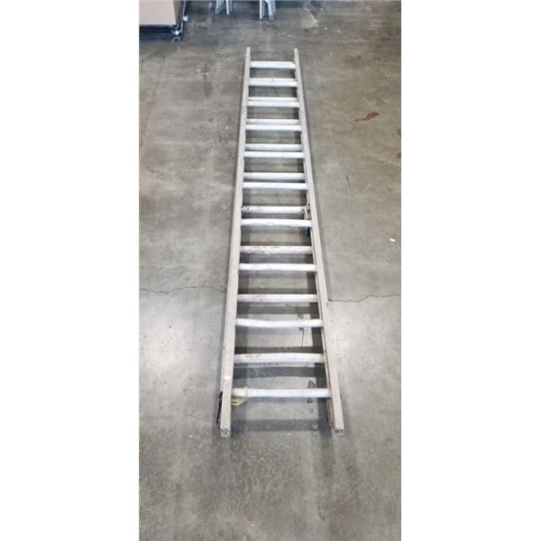 20 FOOT LOUISVILLE LADDER