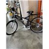Image 5 : BLACK BIKE