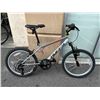 Image 1 : GREY HUFFY BIKE