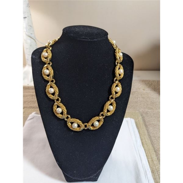 HEAVY WEIGHT GOLD PLATED AND PEARLS CHOKER NECKLACE