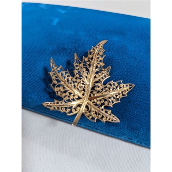 VINTAGE BIRKS STERLING SILVER W/ GOLD VERMEIL MAPLE LEAF BROOCH