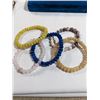 Image 1 : 5 MISC STONES BEADS STRETCH BRACELETS