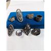 Image 1 : 8 VINTAGE MISC RHIESTONES AND OTHER RINGS