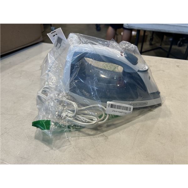 BLACK & DECKER STEAM IRON MODEL IR40V
