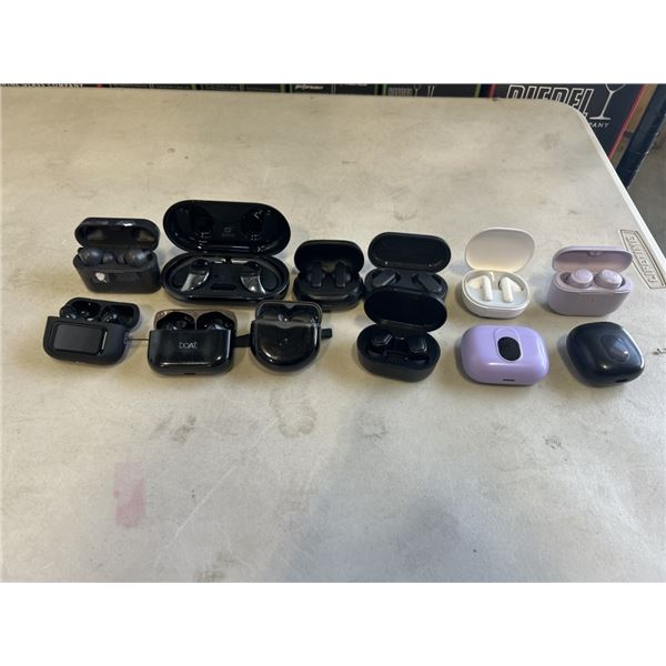 12 PAIRS OF ASSORTED BLUETOOTH EARBUDS