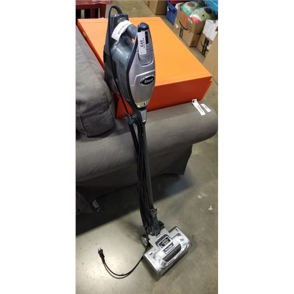 SHARK ROCKET DELUXE PRO. WORKING