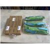 Image 1 : 4 LIFLIX CARROT PET ROPE TOYS AND 3 DOG BITE TUG TOYS