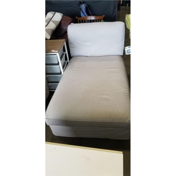 IKEA LIGHT GREY FABRIC CHAISE LOUNGE