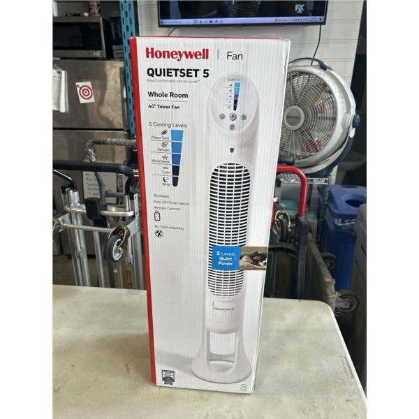 HONEYWELL 40" QUIETSET OSCILLATING TOWER FAN - TESTED WORKING
