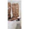 Image 3 : MICHAEL KORS BOOTS. 8M