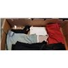 Image 2 : TRAY OF LULULEMON CLOTHES