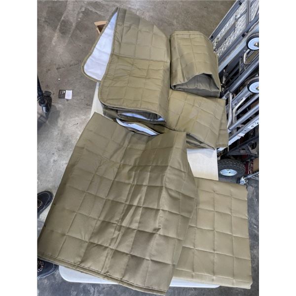 5 AS NEW PICNIC MATTS