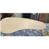 Image 2 : MODERN KIDNEY SHAPE COFFEE TABLE