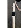 Image 2 : 4 APPLE WATCHES, UNTESTED FOR PARTS
