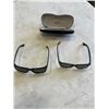 Image 1 : 2 PAIRS OF RAYBAN SUNGLASSES WITH 1 CASE
