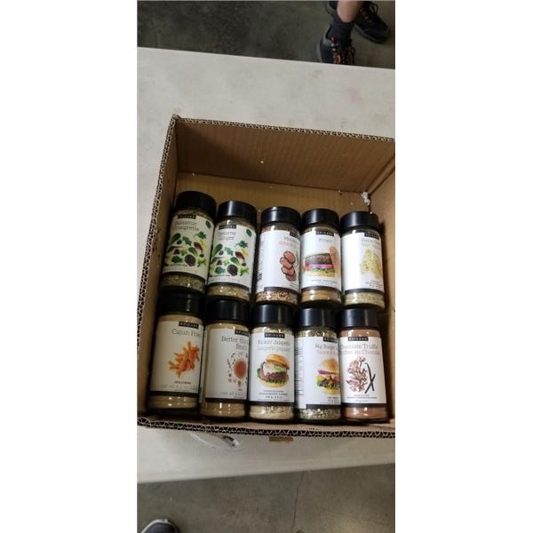 TRAY OF 10 NEW ASSORTED EPICURE SPICES AND SEASONINGS