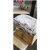Image 2 : BOX OF FLEECE BLANKETS