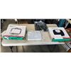 Image 1 : 4 ADAMSON SCALES. 2 A25 SCALES, 1 A21 SCALE AND 1 HYBRID SCALE