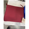 Image 1 : LARGE LOT OF NEW OUTDOOR CHAIR PADS