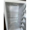 Image 3 : FRIGIDAIRE UPRIGHT FREEZER, WORKING