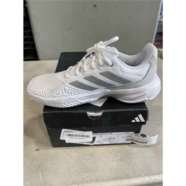 ADIDAS COURTJAM CONTROL WOMANS SHOES. SIZE 7 US