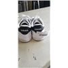 Image 4 : PAIR OF ADIDAS MENS 9.5 US RUNNING SHOES