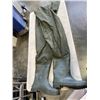 Image 1 : VASS CHEST WADERS 700E NOVA SERIES PVC FISHING CLOTHING