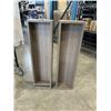 Image 1 : 2 VANITY HANGING SHELVES