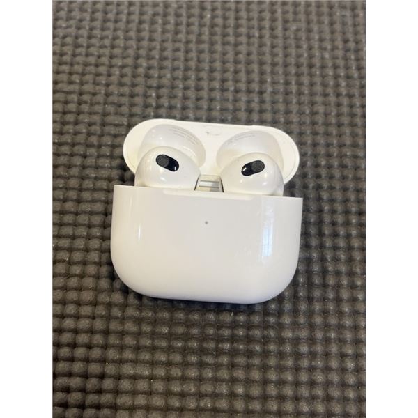 AIRPODS (3RD GEN) WITH MAGSAFE CASE - TESTED WORKING, RETAIL $179