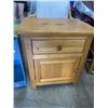 Image 4 : VINTAGE SIDE TABLEW AND PAINTED KIDS ENDTABLE